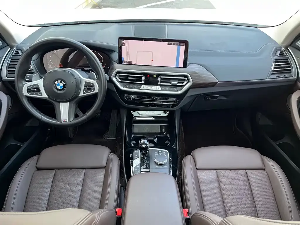 BMW X3 — фото 10