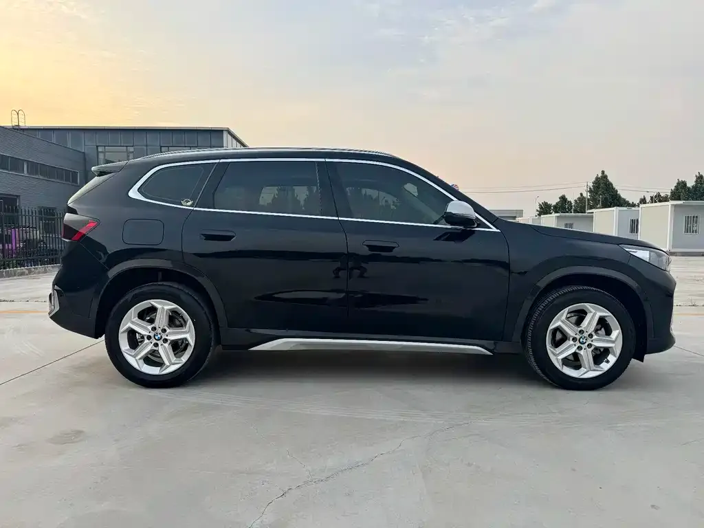 BMW X1 — фото 2