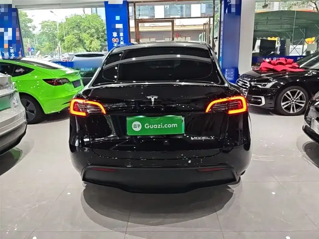Tesla Model Y — фото 4