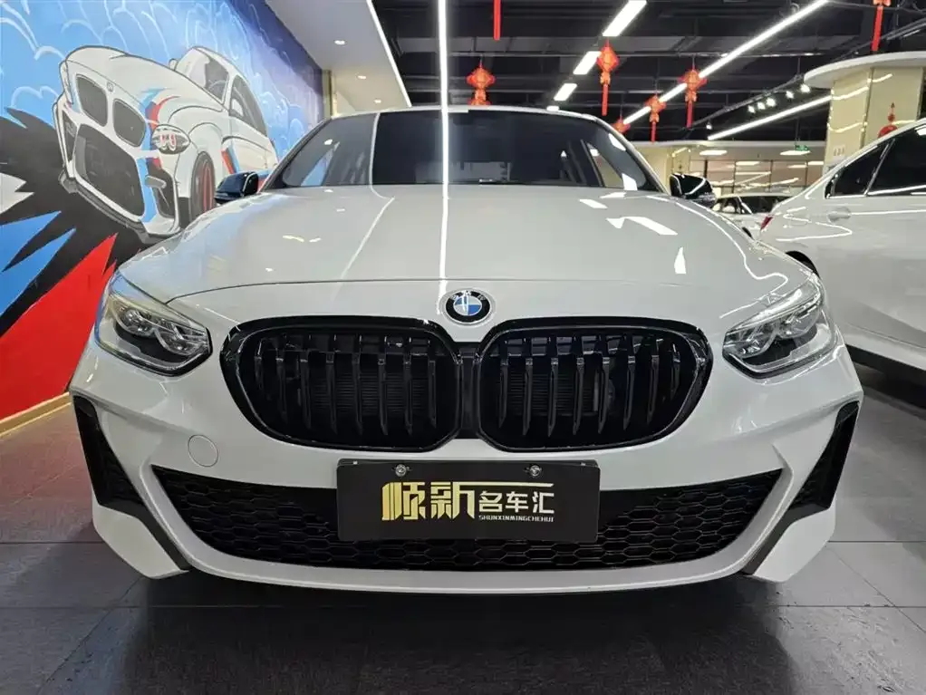 BMW 1 Series 2021 из CN, фото 9