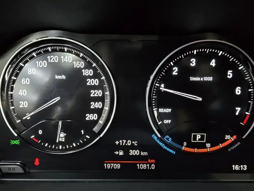 BMW 1 Series 2021 из CN, фото 7