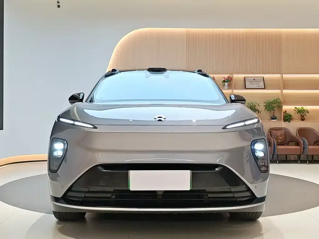 NIO ES8 — фото 4