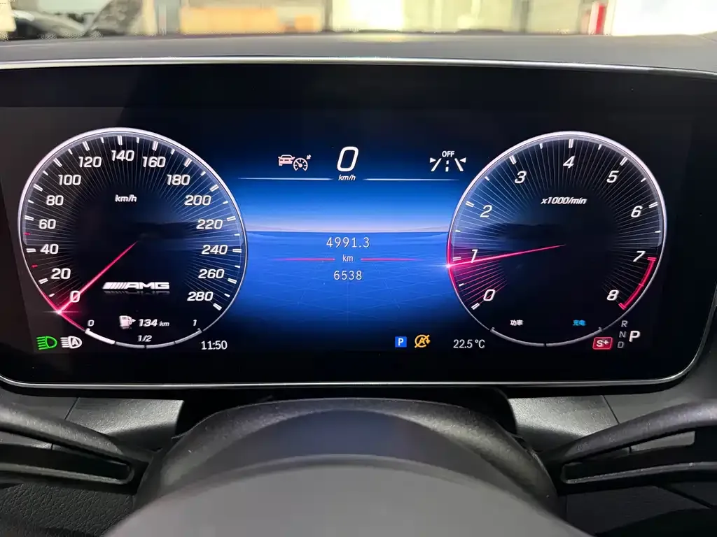 Mercedes-Benz GLC Coupe AMG 2025 из CN, фото 2
