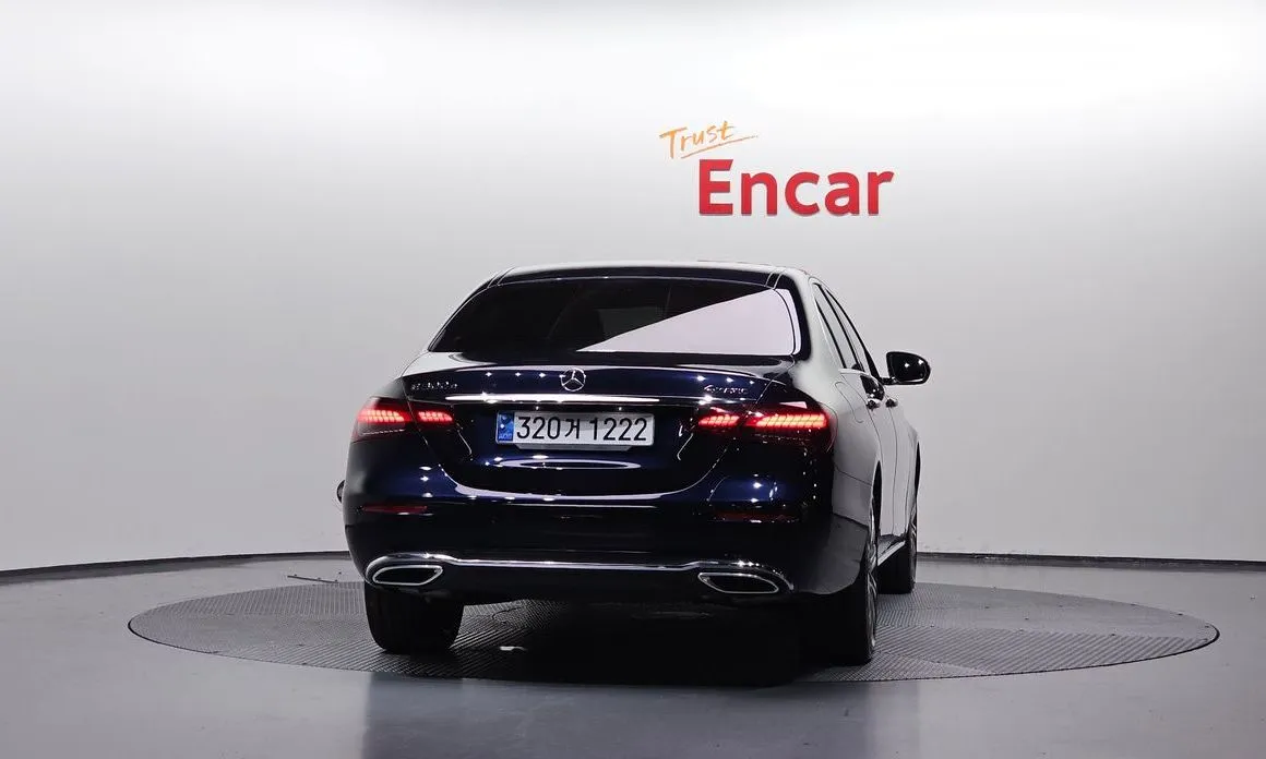 Mercedes-Benz E-Class 2023 из KR, фото 4
