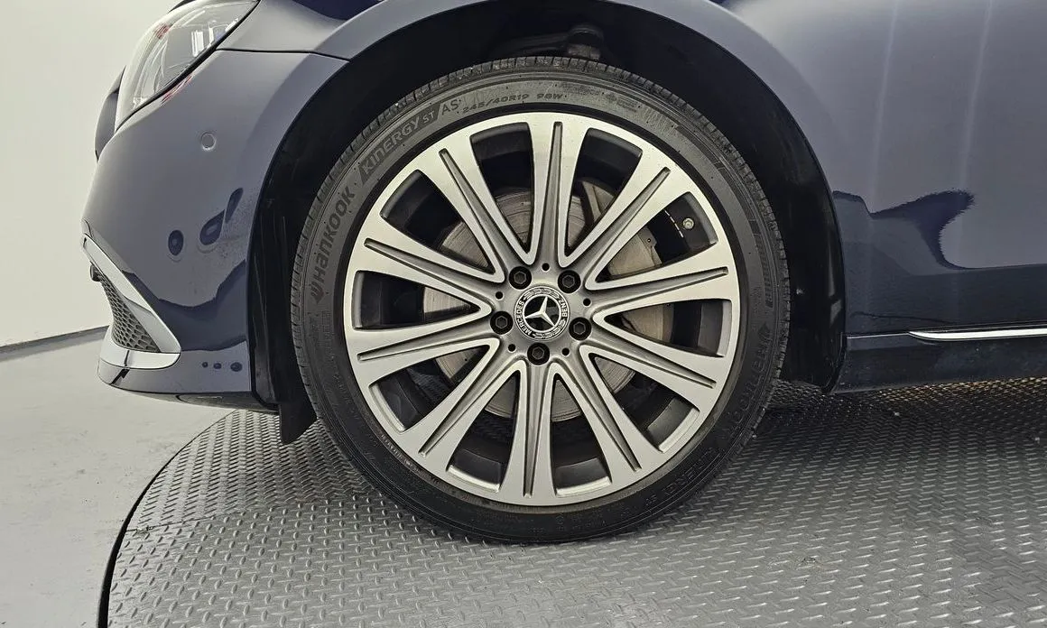 Mercedes-Benz E-Class 2023 из KR, фото 9