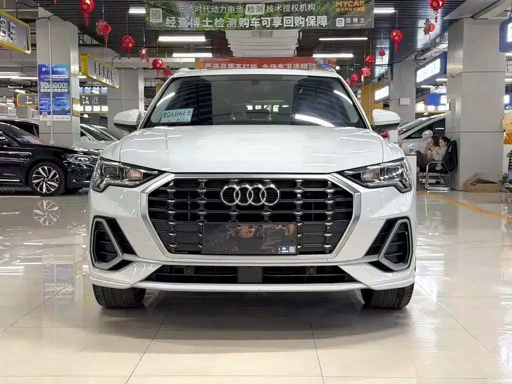 Audi Q3 — фото 5