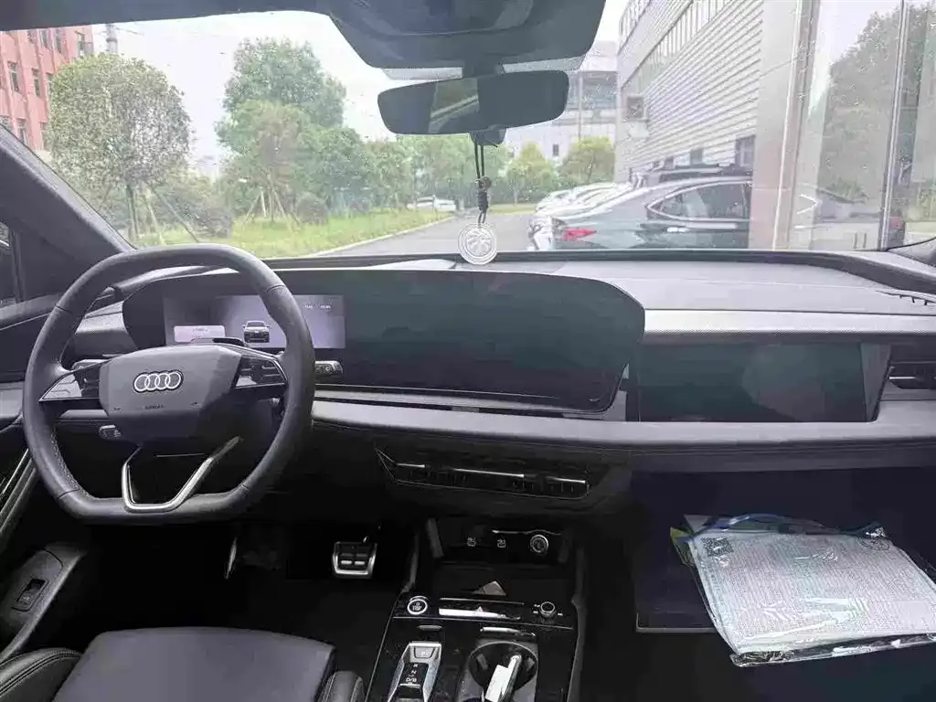 Audi Q6L e-tron 2025 из CN, фото 3