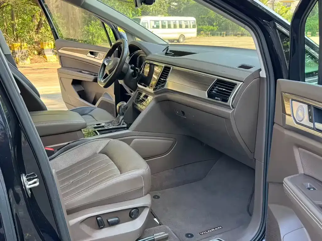 Volkswagen Viloran 2021 из CN, фото 3