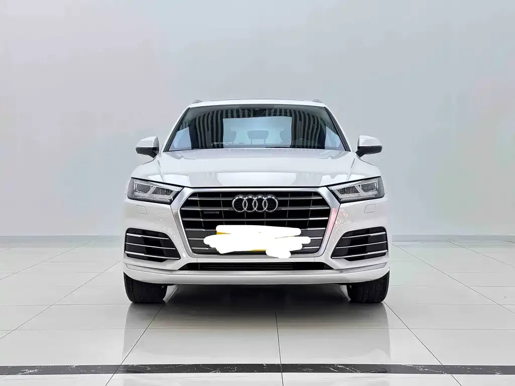 Audi Q5L — фото 2