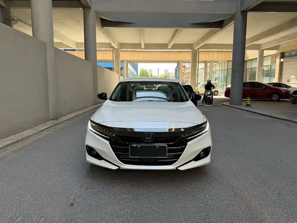 Honda Accord 2023 из CN, фото 5