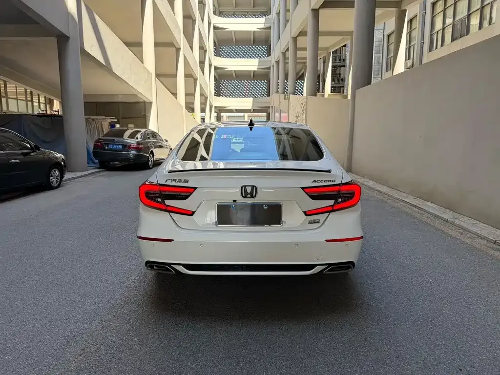 Honda Accord 2023 из CN, фото 6