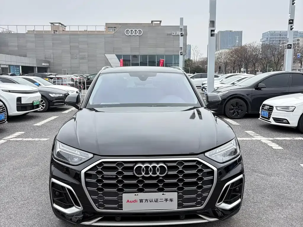 Audi Q5L 2022 из CN, фото 6