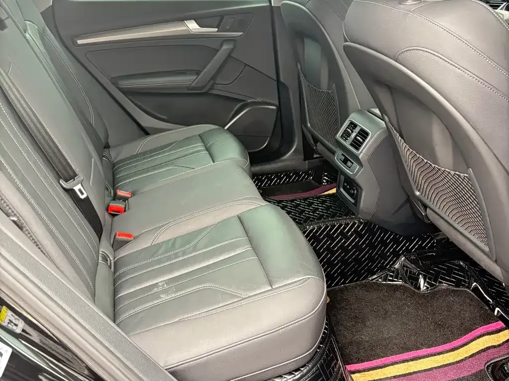Audi Q5L 2022 из CN, фото 3
