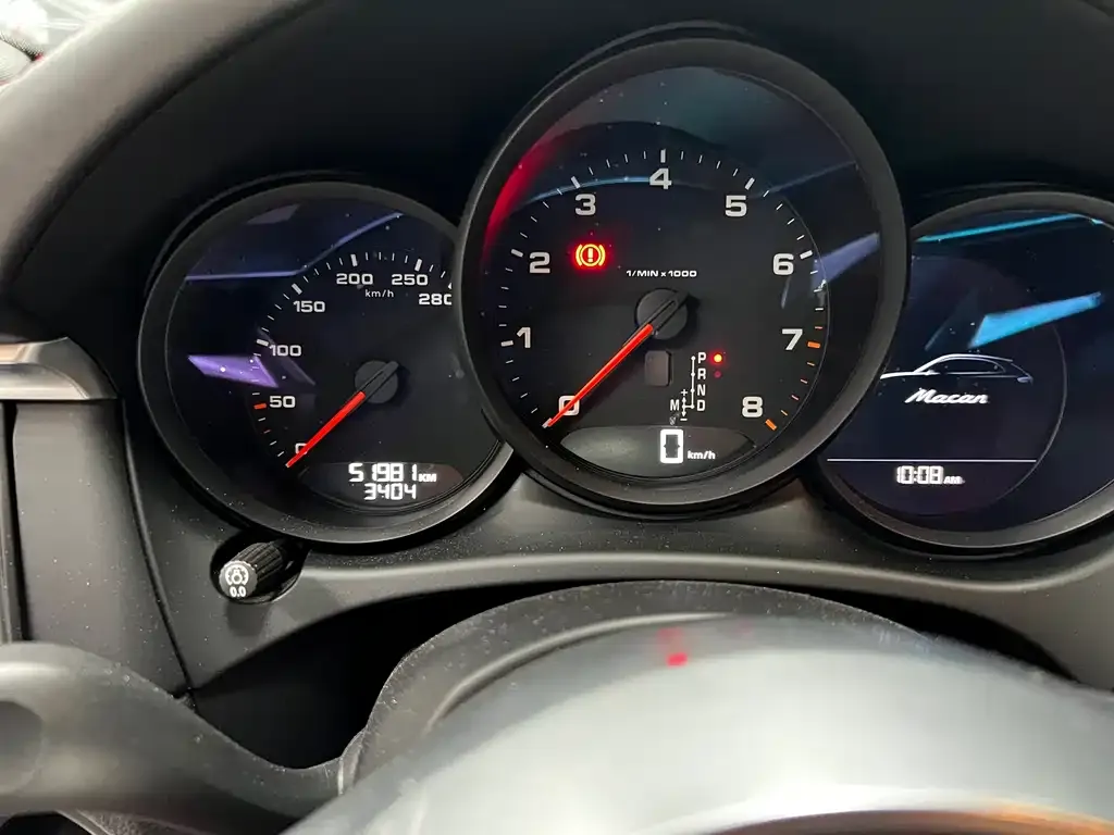 Porsche Macan 2021 из CN, фото 7