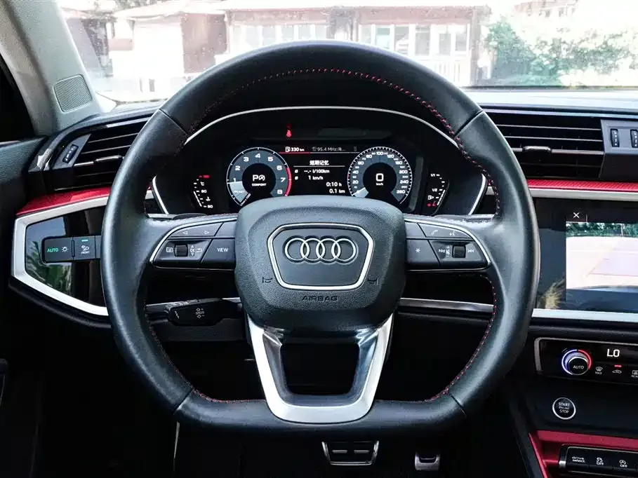 Audi Q3 2021 из CN, фото 6