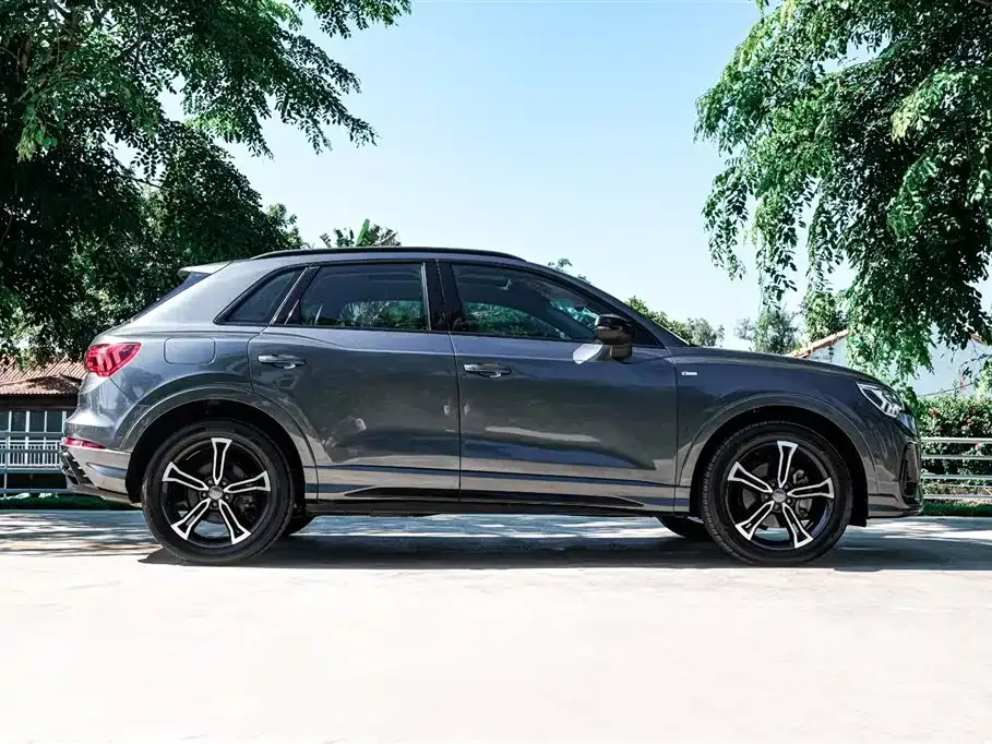 Audi Q3 2021 из CN, фото 7