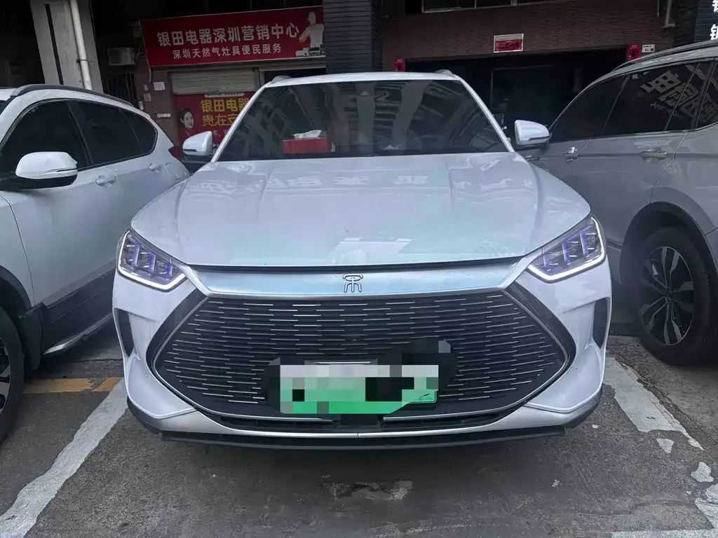 BYD PLUS New Energy — фото 1