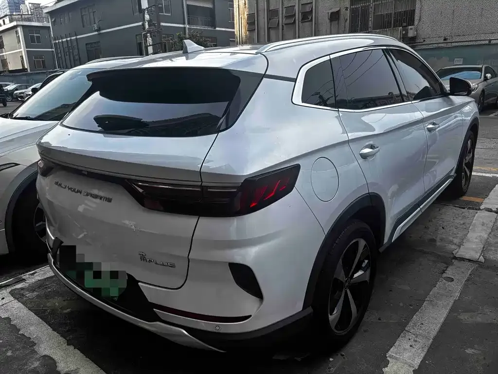BYD PLUS New Energy — фото 6