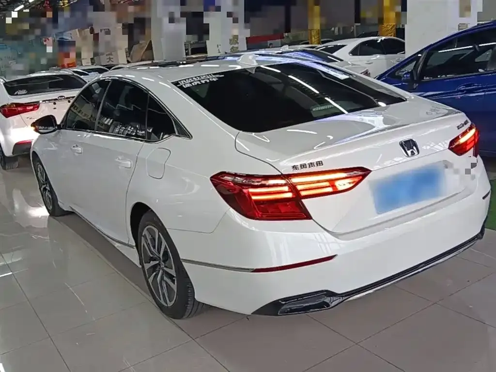 Honda Inspire — фото 10