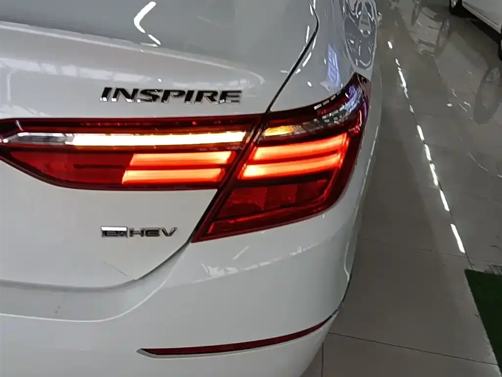 Honda Inspire — фото 2