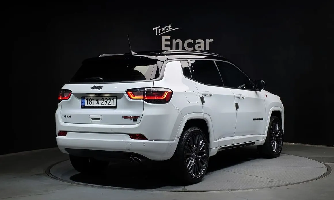 Jeep Compass 2022 из KR, фото 9