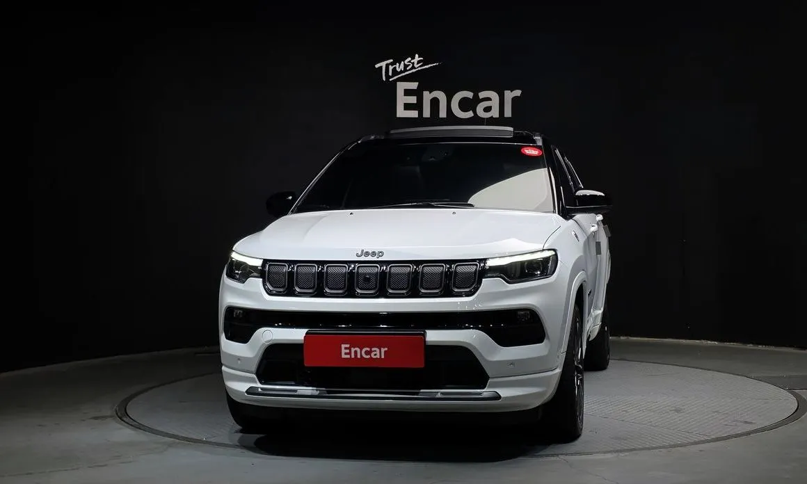 Jeep Compass 2022 из KR, фото 2
