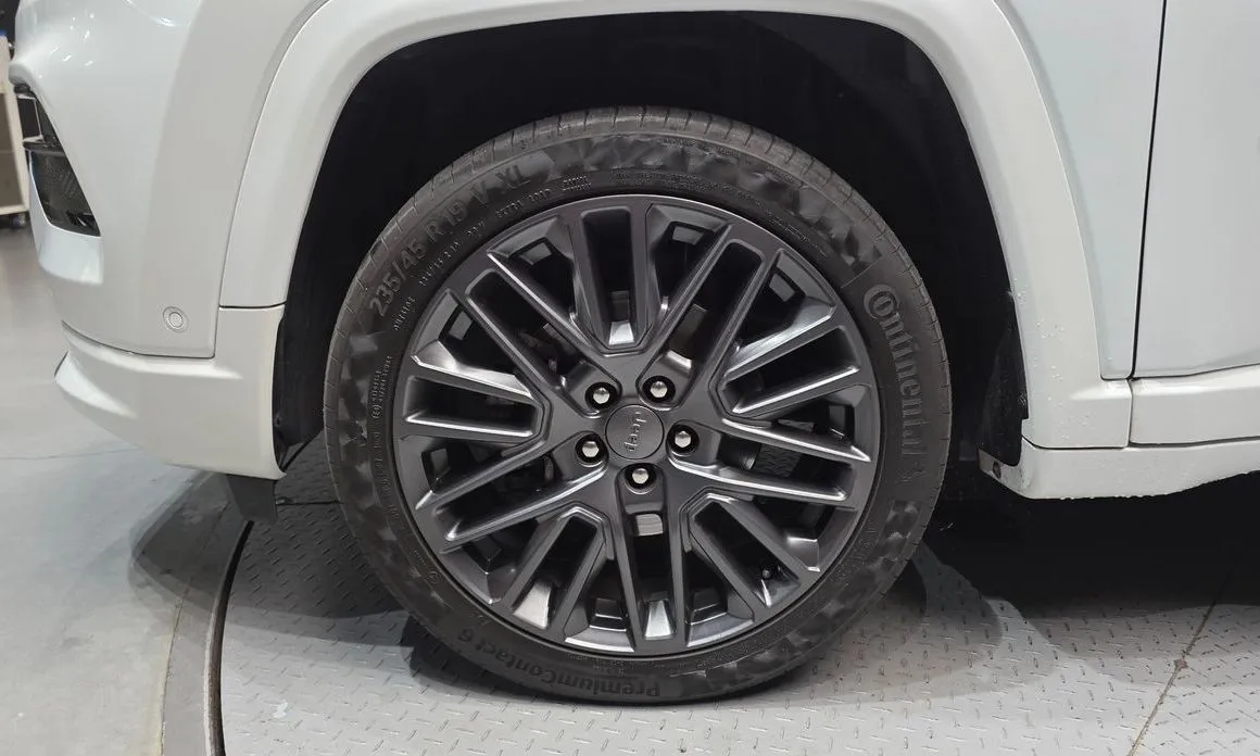 Jeep Compass 2022 из KR, фото 7