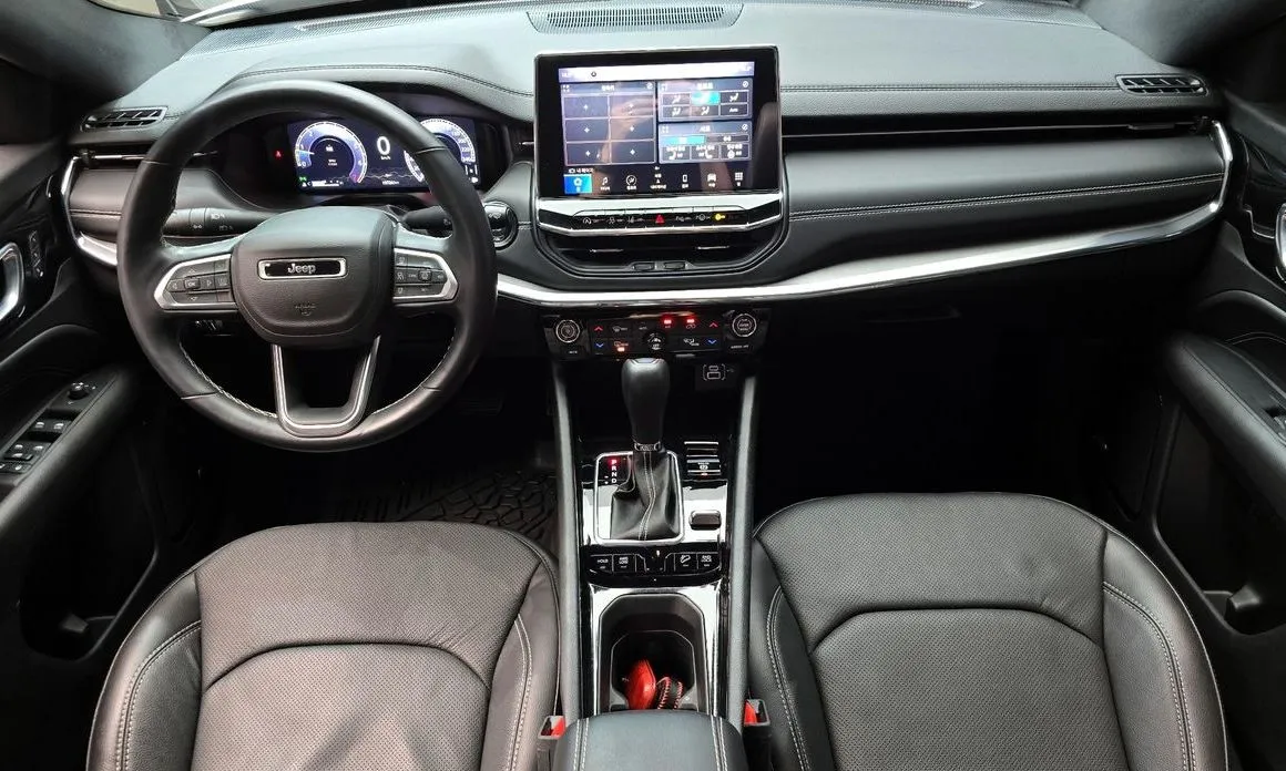 Jeep Compass 2022 из KR, фото 6