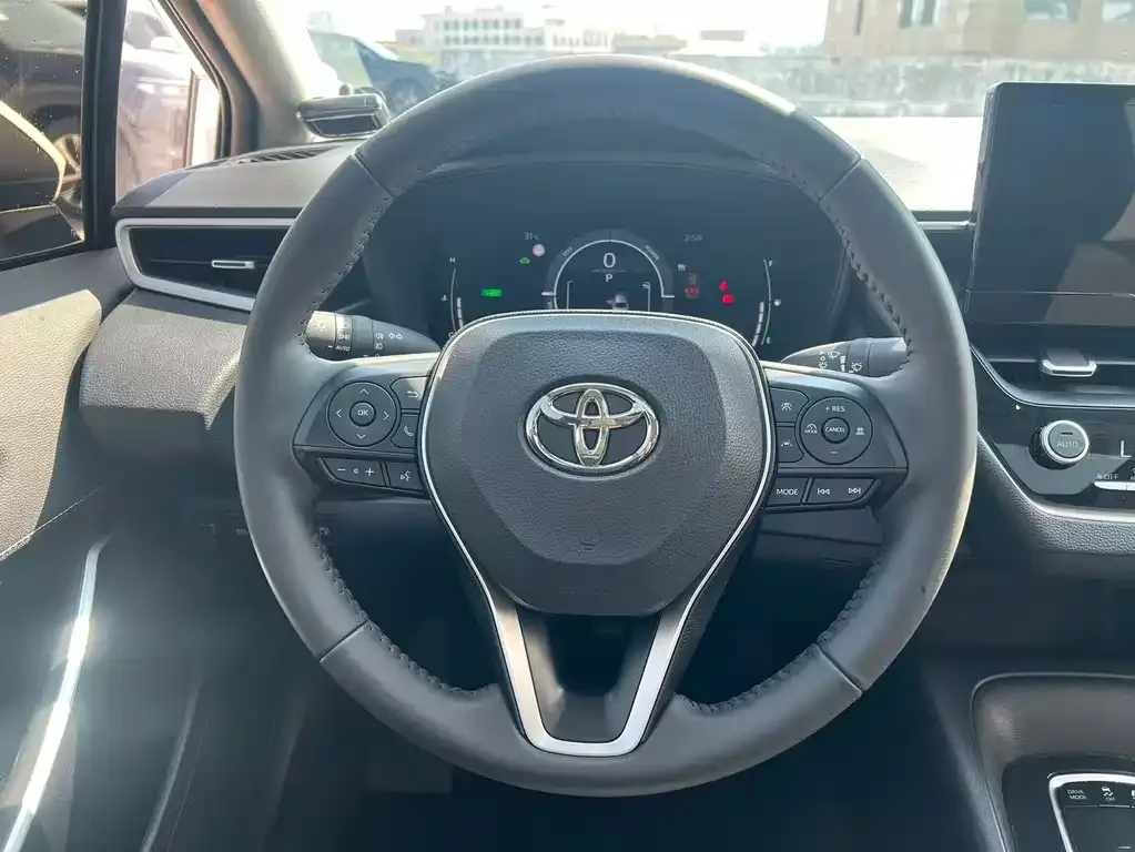 Toyota Corolla — фото 3