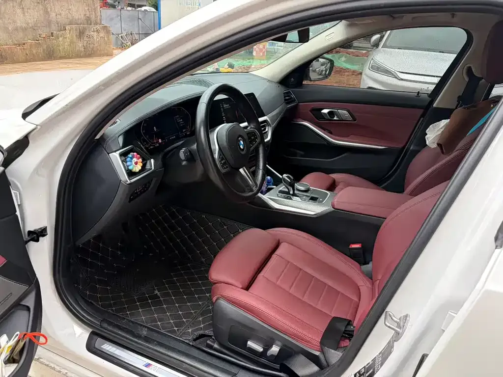 BMW 3 Series 2021 из CN, фото 5