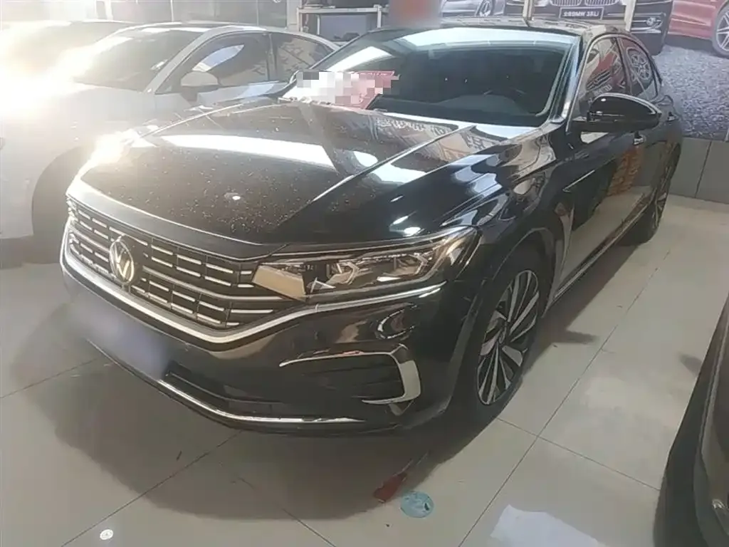 Volkswagen Passat — фото 4