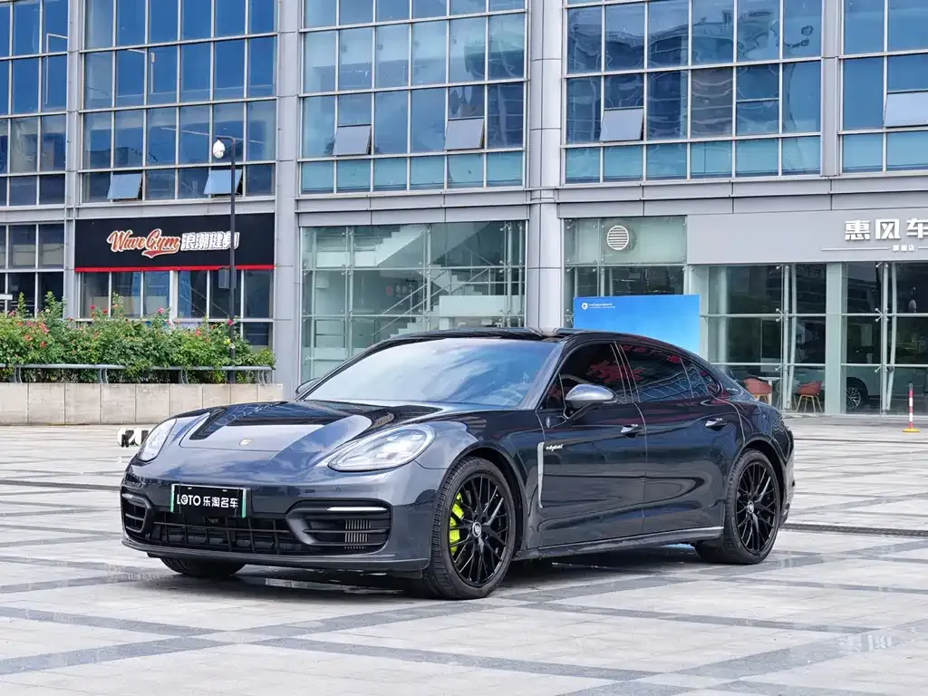 Porsche Panamera Hybrid