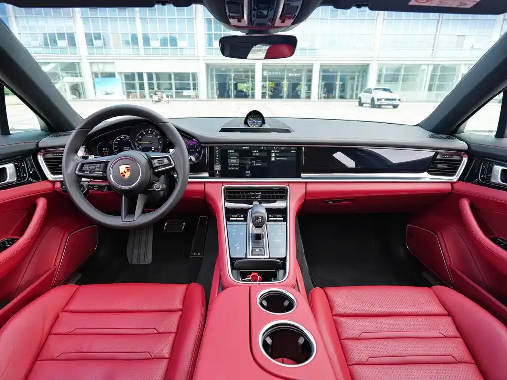 Porsche Panamera Hybrid 2022 из CN, фото 5