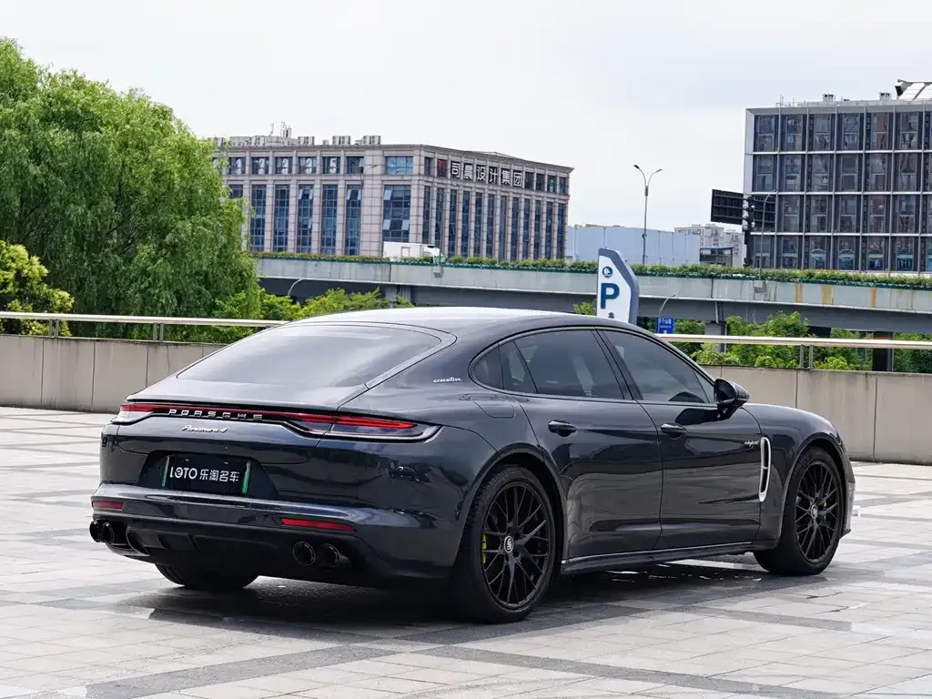 Porsche Panamera Hybrid 2022 из CN, фото 9