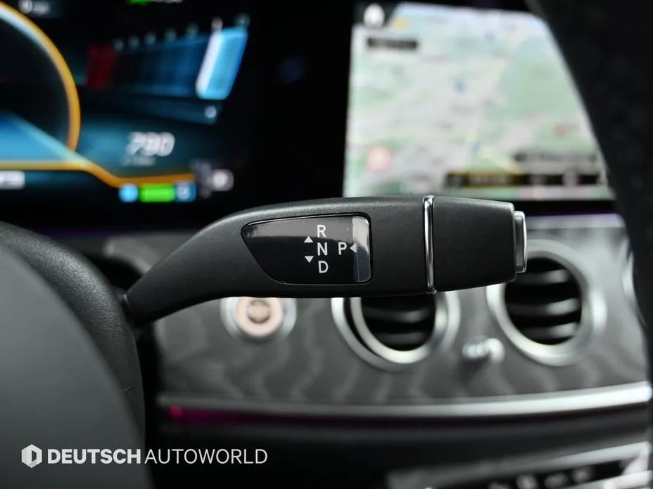Mercedes-Benz E-Class 2023 из KR, фото 2