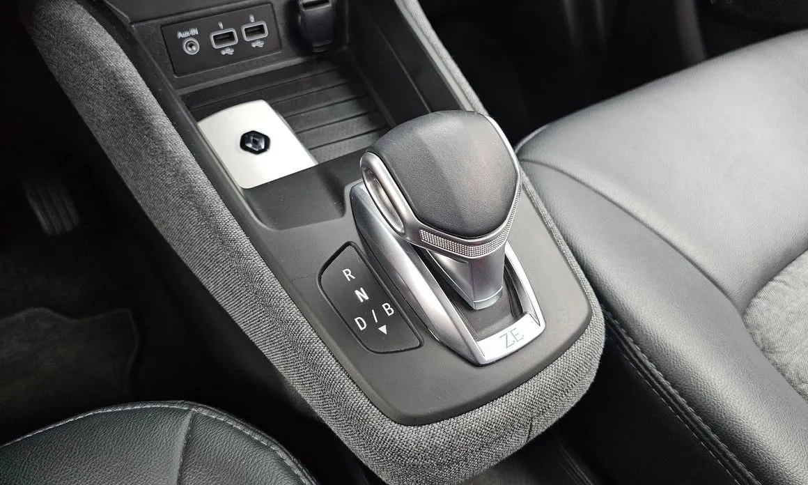 Renault Korea (Samsung) Zoe 2021 из KR, фото 4