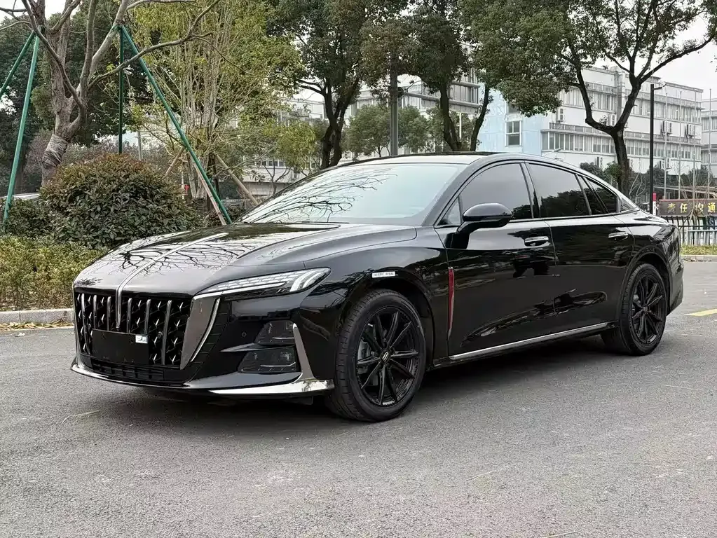 Hongqi H6 — фото 1