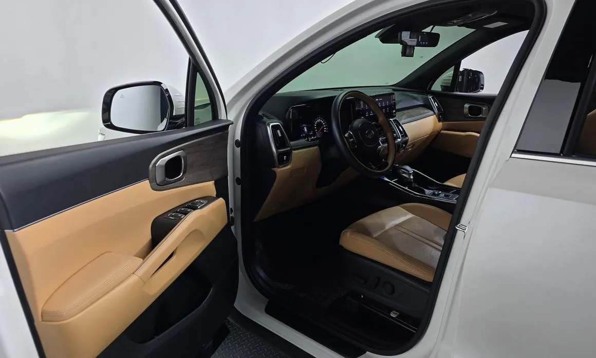 Kia Sorento — фото 6