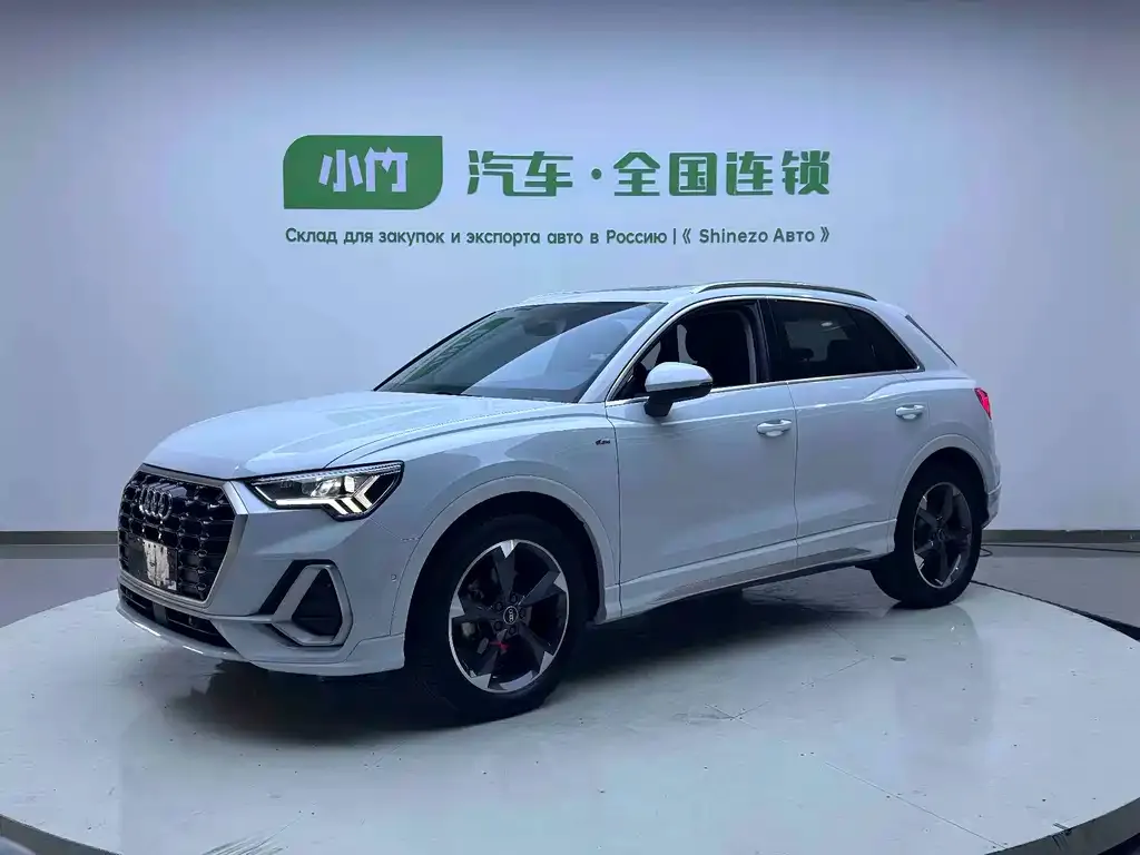 Audi Q3 — фото 1