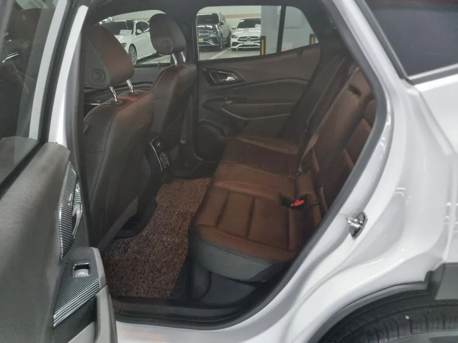 Chevrolet (GM Daewoo) Trax 2024 из KR, фото 3