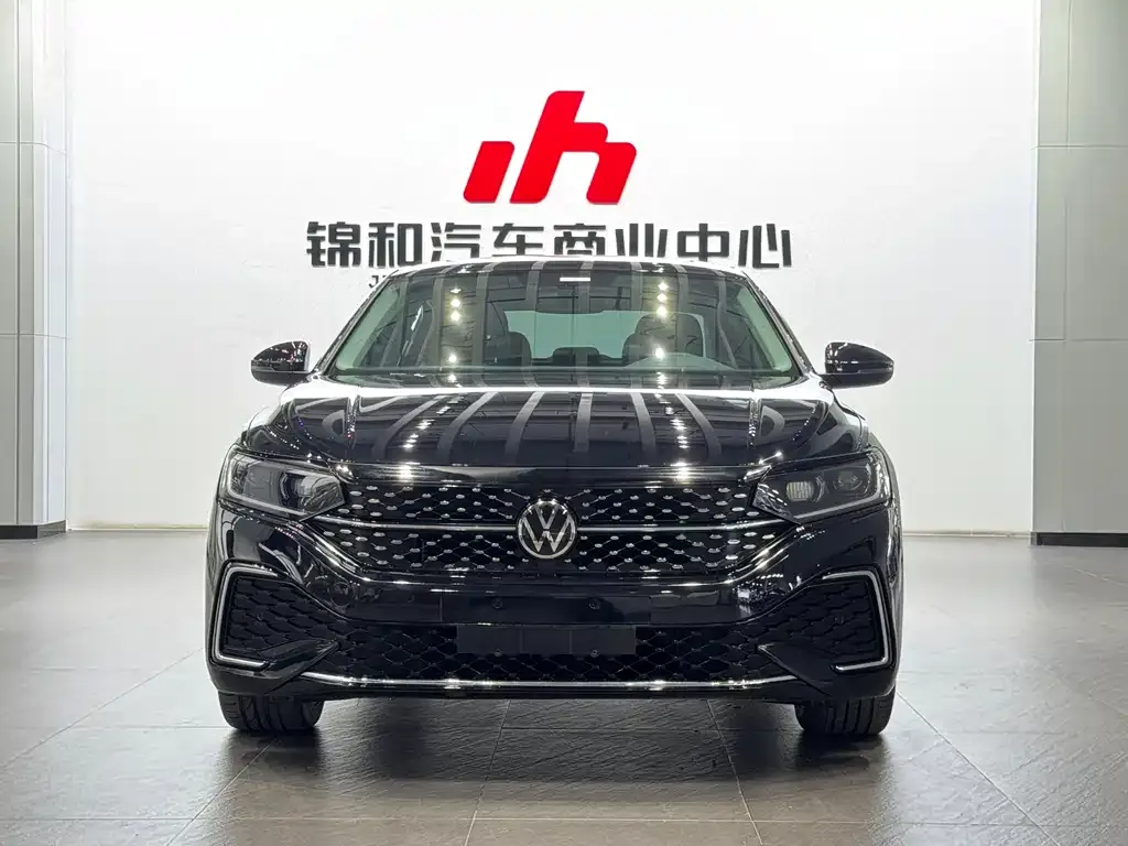 Volkswagen Passat — фото 4