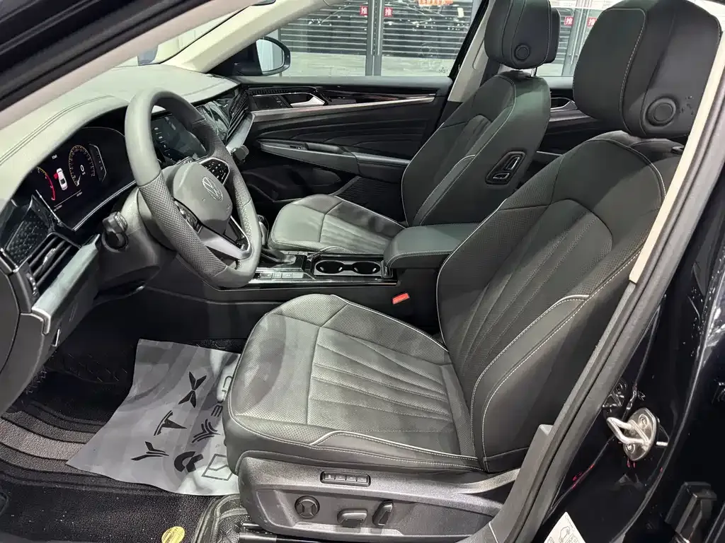 Volkswagen Passat — фото 8