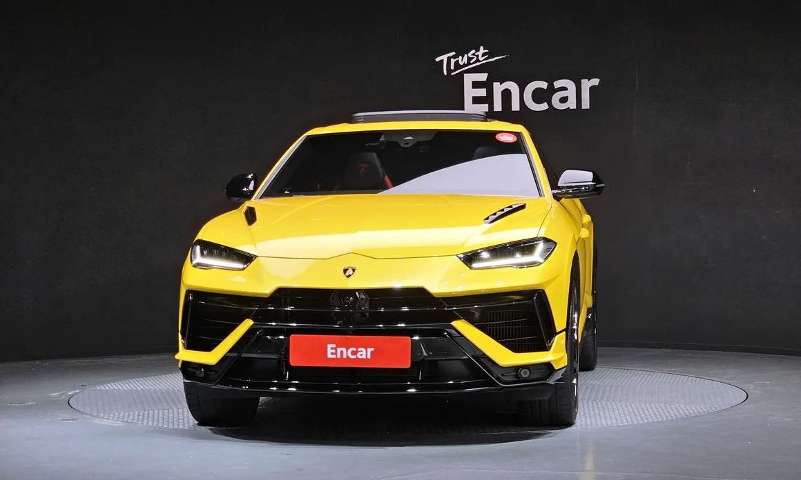 Lamborghini Urus 2024 из KR, фото 2
