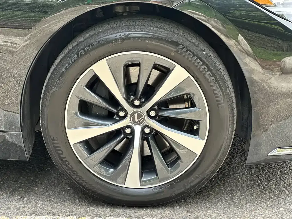 Lexus LS 2022 из CN, фото 9