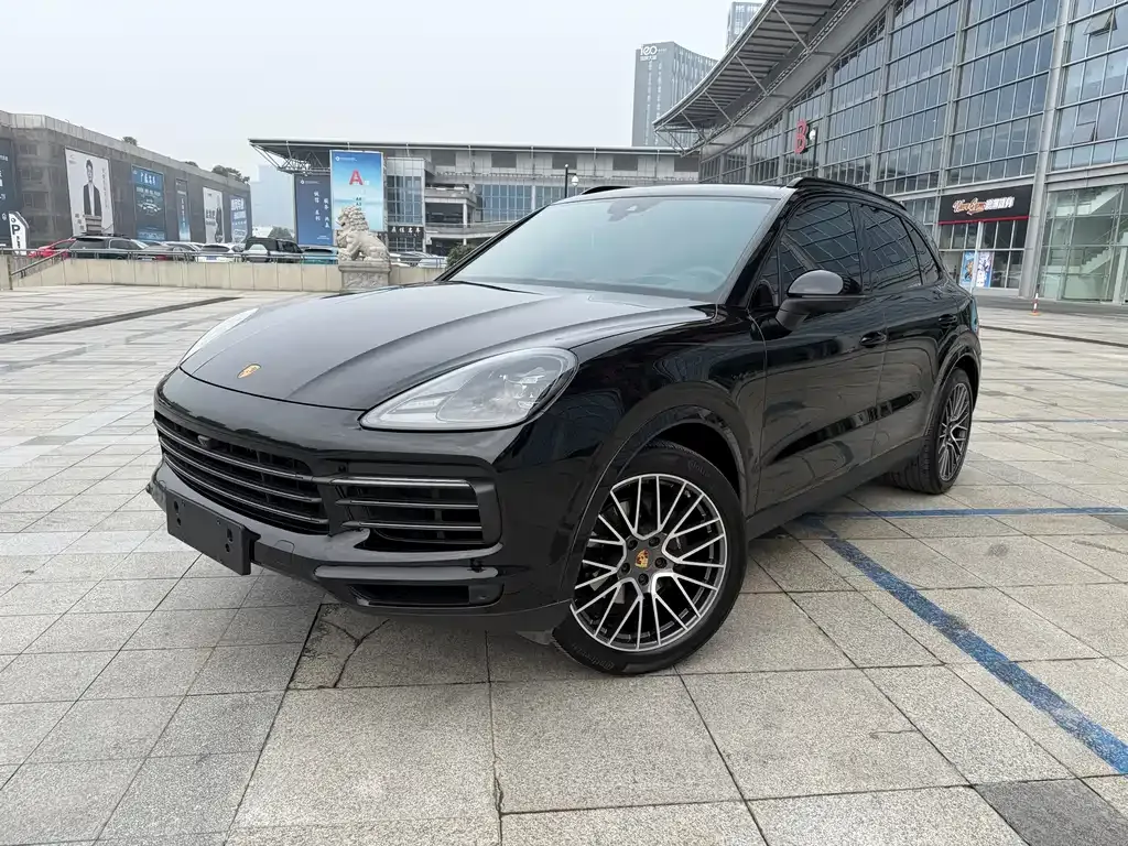 Porsche Cayenne Hybrid — фото 1