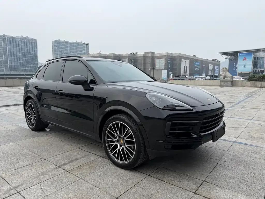 Porsche Cayenne Hybrid — фото 7