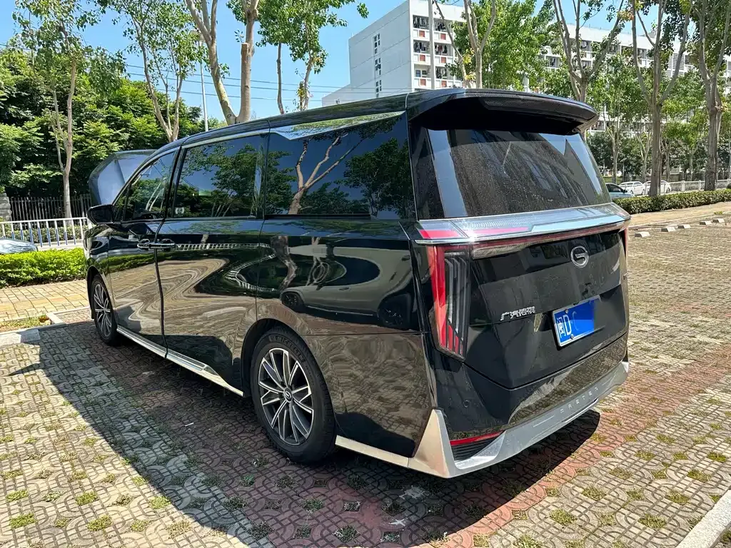 GAC Motor Trumpchi M8 — фото 9