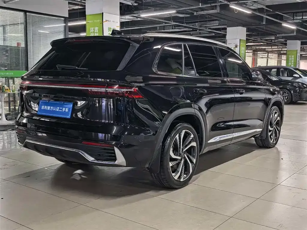 Geely Xingyue L — фото 8