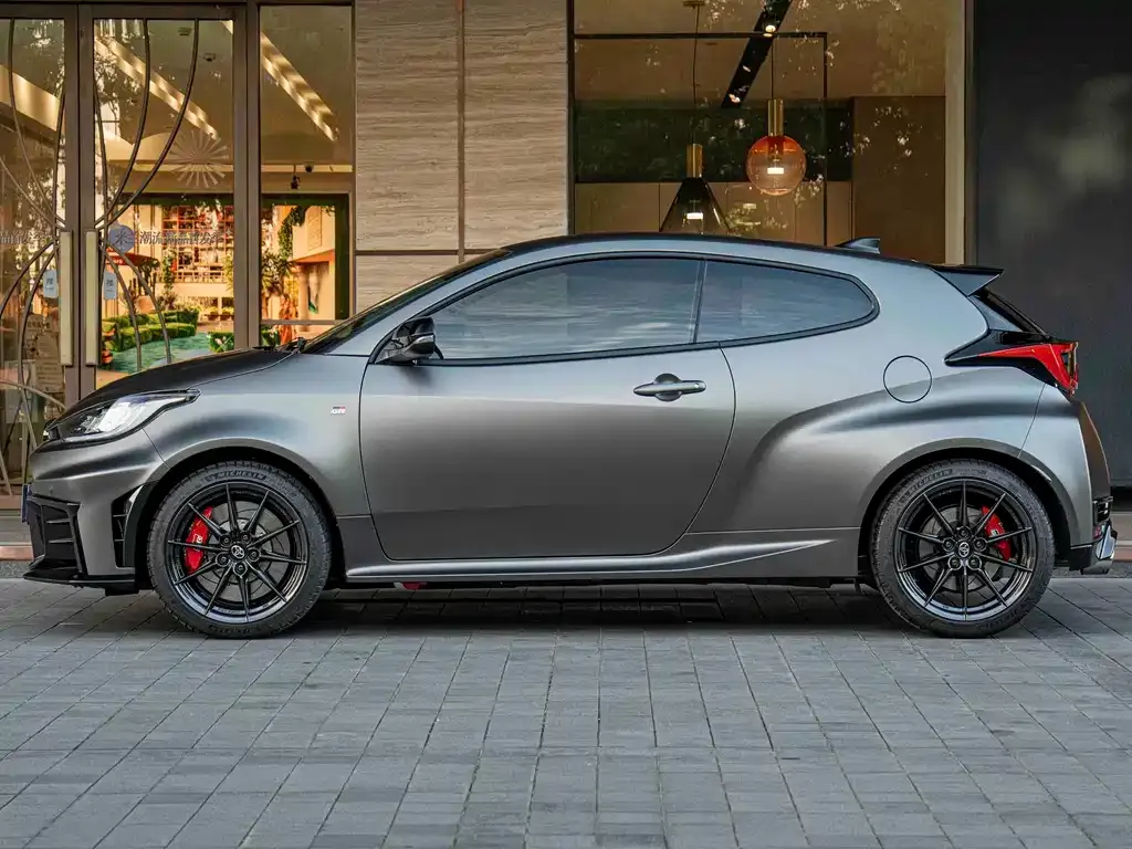 Toyota GR YARIS 2026 из CN, фото 10