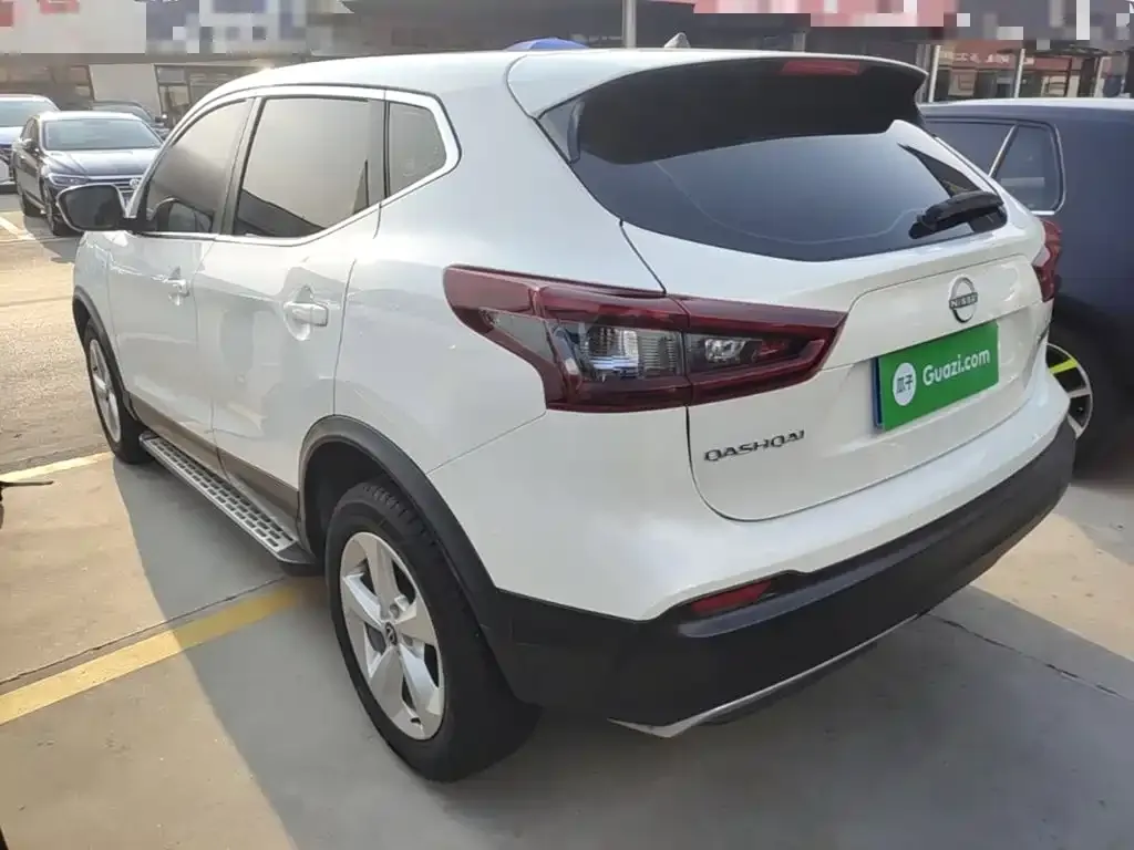 Nissan Qashqai — фото 5